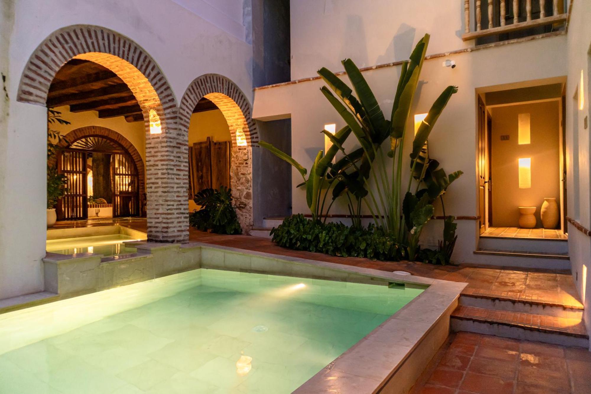 Hotel Bantu By Faranda Boutique, A Member Of Radisson Individuals Cartagena Екстериор снимка